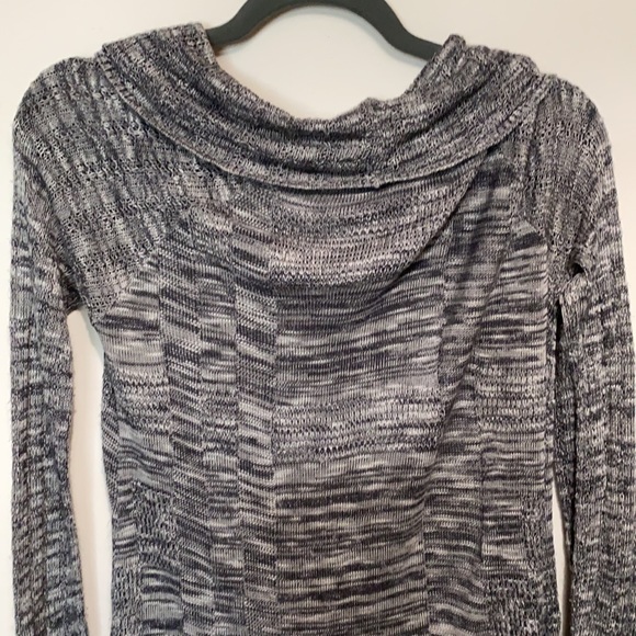 Grey cowl neck knit sweater - Picture 9 of 13